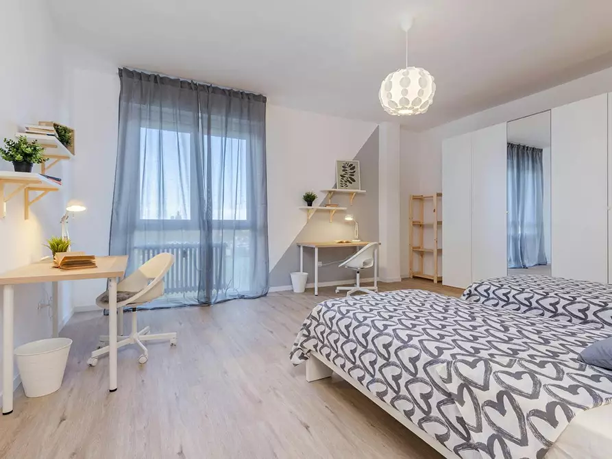 Immagine 1 di Camera condivisa in affitto  in Via Tirana a Padova