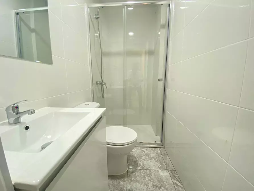 Immagine 8 di Camera in affitto  in Calle del Sáhara a Madrid