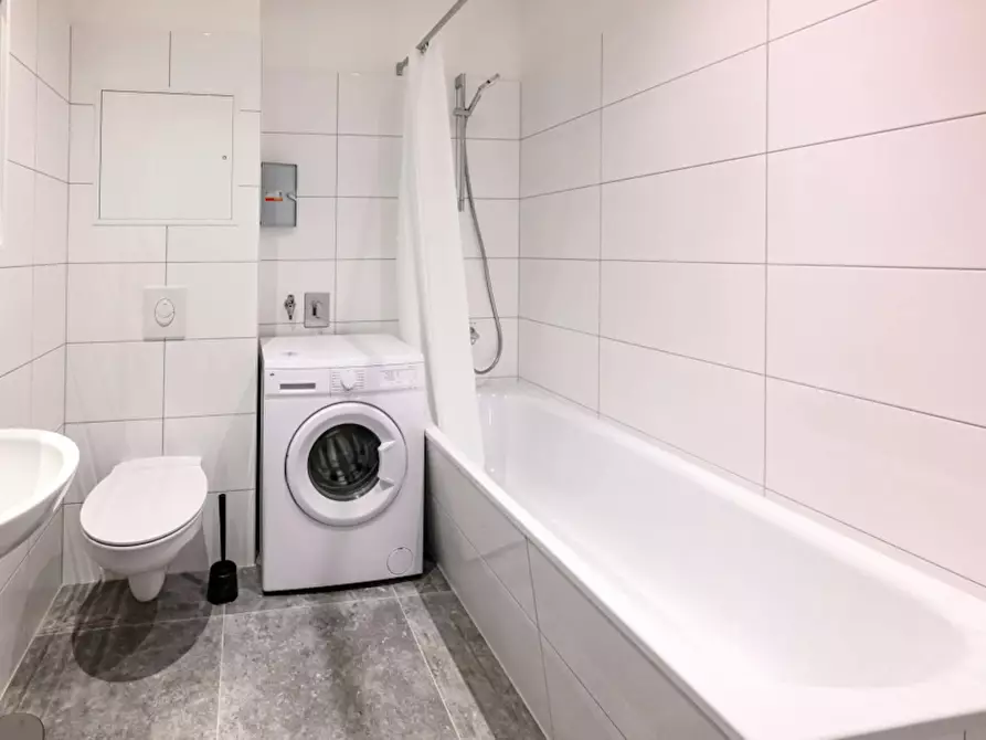 Immagine 9 di Camera in affitto  in Buckower Damm a Berlin