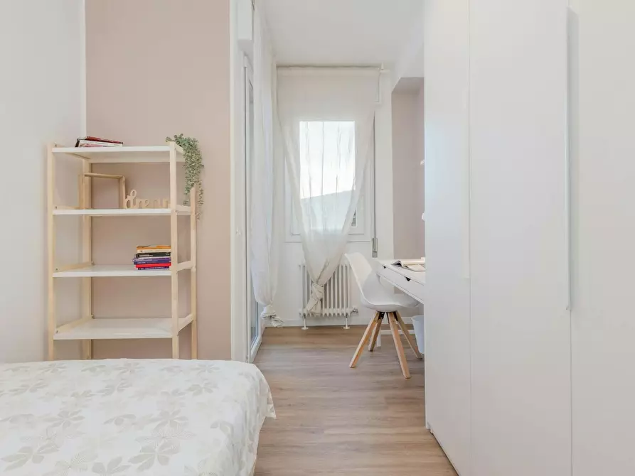 Immagine 5 di Camera in affitto  in Via Carso a Padova