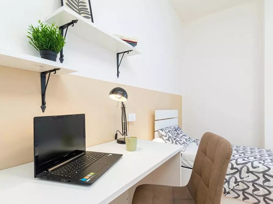 Immagine 5 di Camera condivisa in affitto  in Via Palestro a Padova