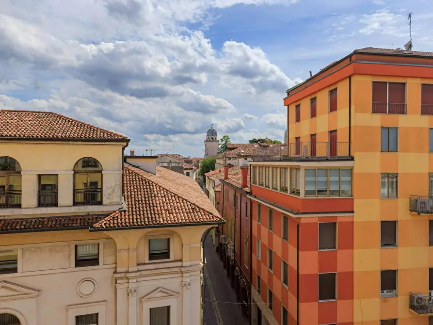 Immagine 6 di Camera in affitto  in Via Giuseppe Verdi a Padova