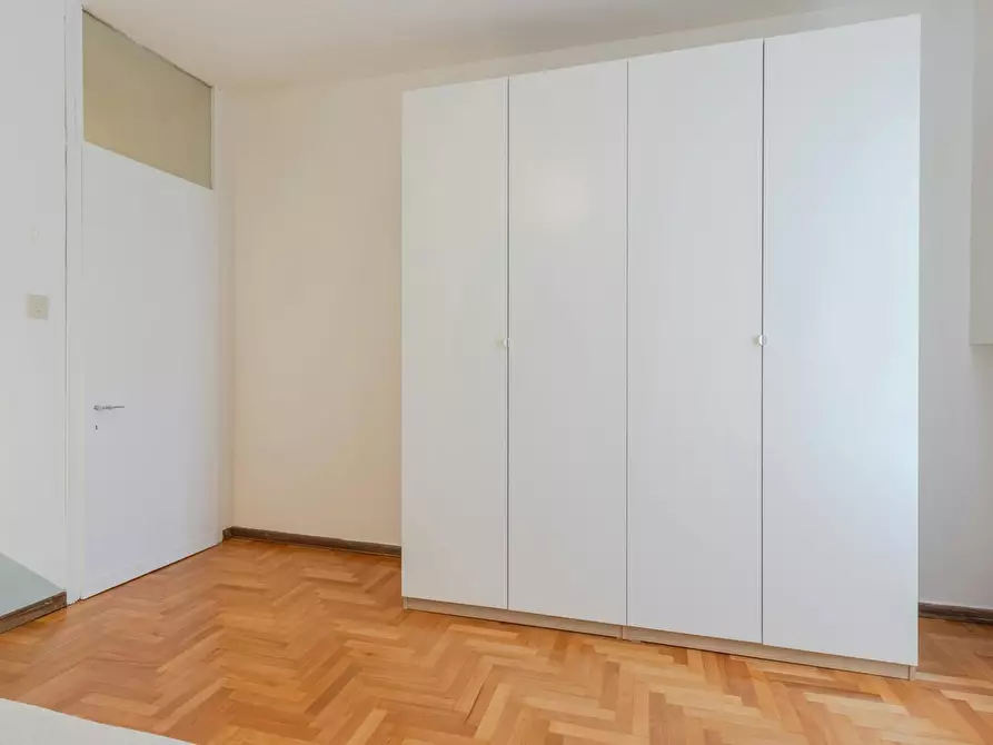 Immagine 5 di Camera in affitto  in Via Aosta a Padova