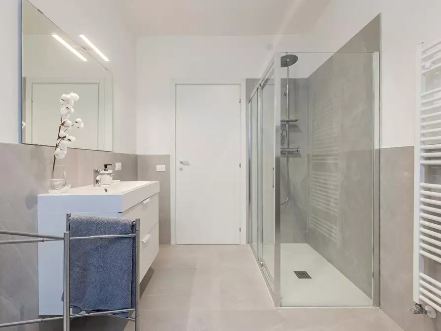 Immagine 9 di Camera in affitto  in Via Carso a Padova