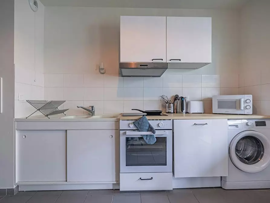 Immagine 5 di Camera in affitto  in Sente Marie Galante a Bordeaux