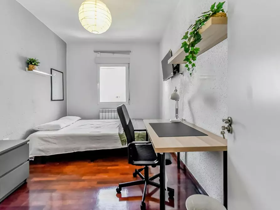 Immagine 1 di Camera in affitto  in Calle del Doctor Mercado a Valladolid