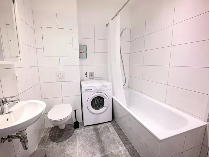 Immagine 8 di Camera in affitto  in Buckower Damm a Berlin