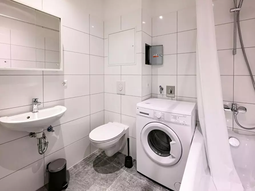 Immagine 9 di Camera in affitto  in Buckower Damm a Berlin