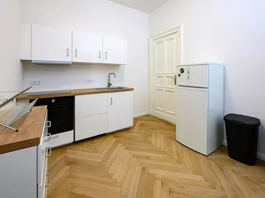 Immagine 6 di Camera in affitto  in Leibnizstraße a Berlin