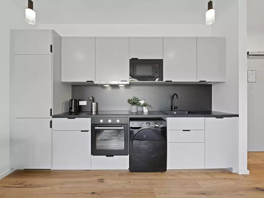 Immagine 2 di Appartamento in affitto  in Cunostraße a Berlin