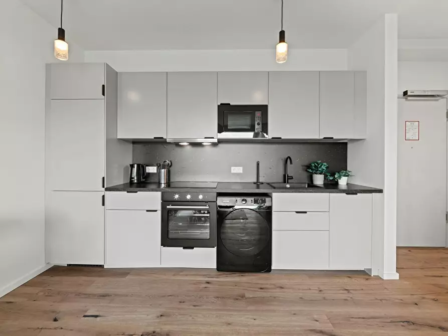 Immagine 10 di Appartamento in affitto  in Cunostraße a Berlin