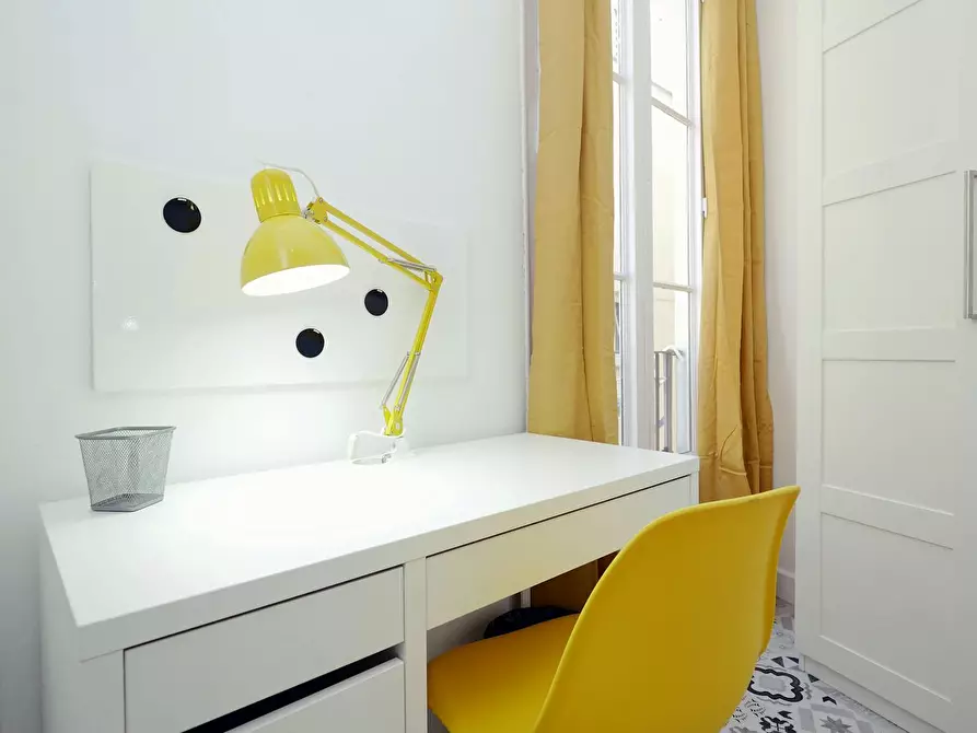 Immagine 6 di Camera in affitto  in Carrer Gran de Gràcia a Barcelona