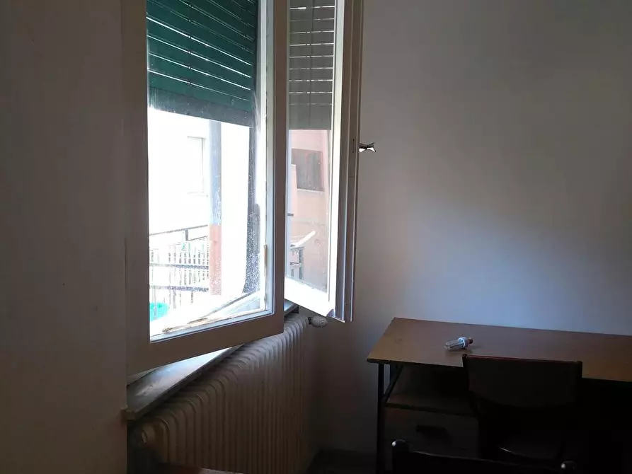Immagine 9 di Camera in affitto  in Via Luca Pacioli a Pisa