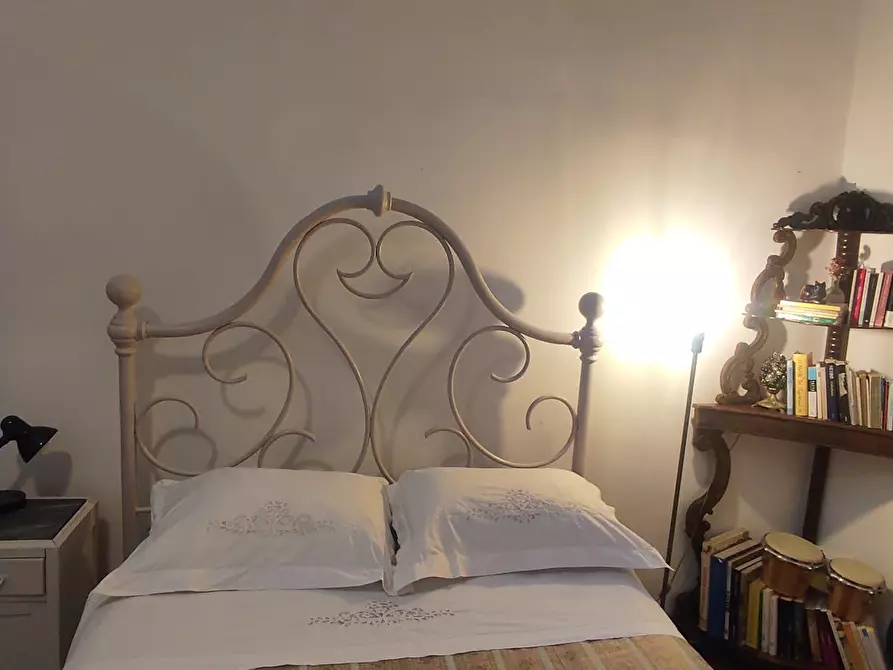 Immagine 2 di Camera in affitto  in Via Mario Orsini a Firenze