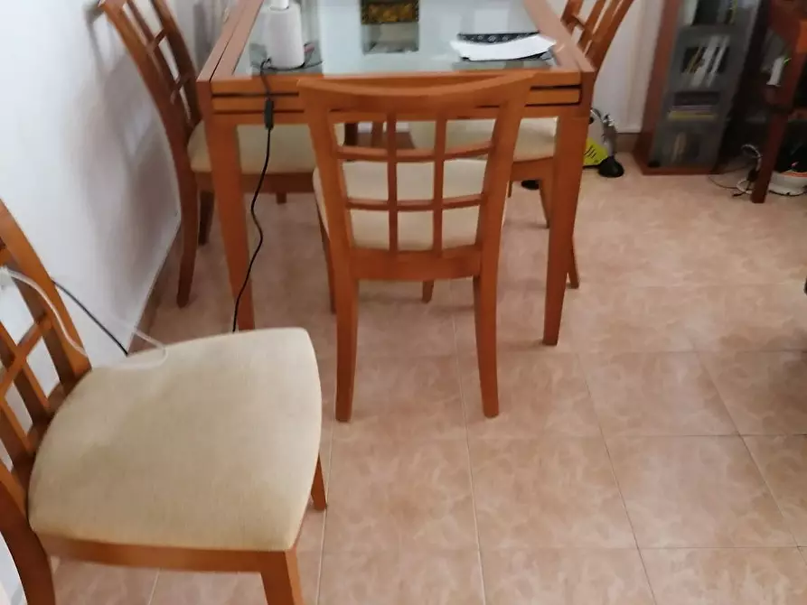 Immagine 8 di Camera condivisa in affitto  in Calle Manresa a Murcia