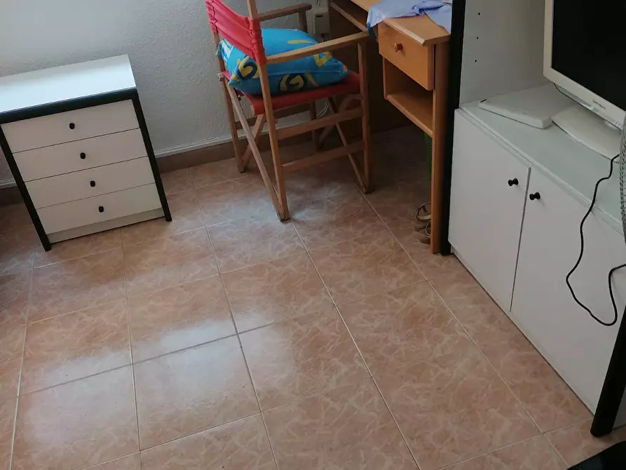 Immagine 6 di Camera condivisa in affitto  in Calle Manresa a Murcia