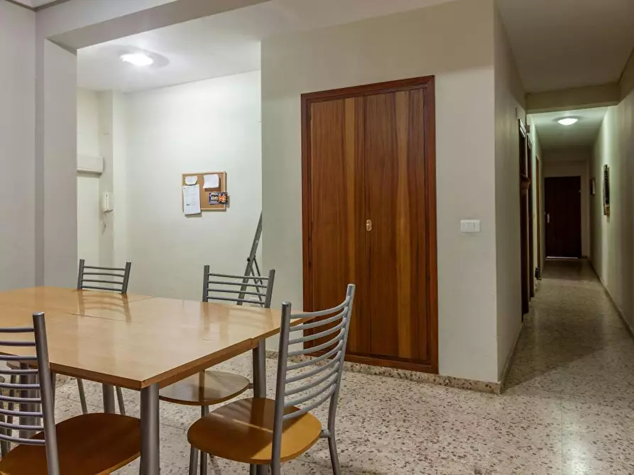 Immagine 3 di Camera in affitto  in Carrer de Ramon Llull a Valencia