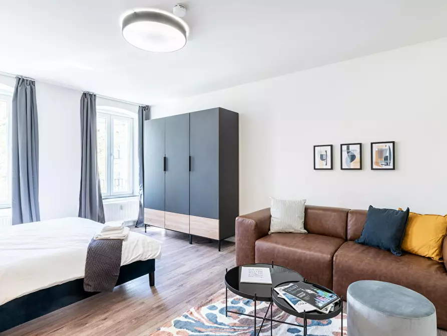 Immagine 2 di Appartamento in affitto  in Kurfürstenstraße a Berlin