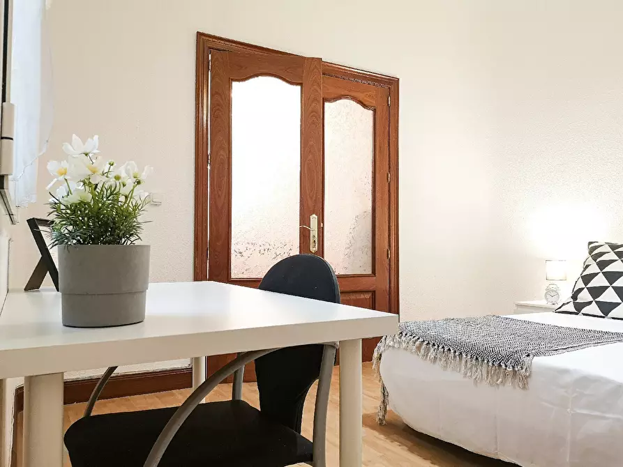 Immagine 4 di Camera in affitto  in Calle de José Ortega y Gasset a Madrid