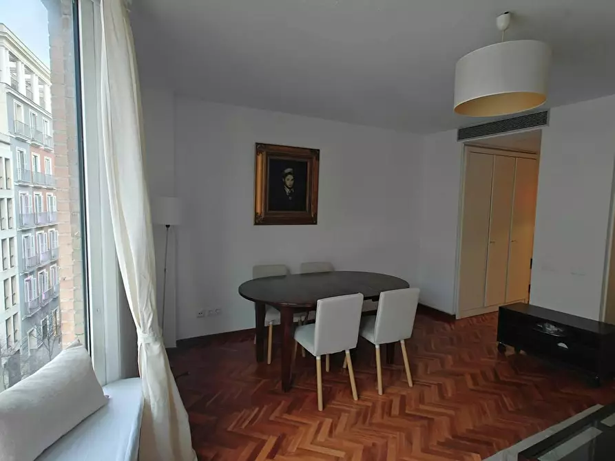 Immagine 8 di Appartamento in affitto  in Calle de Recoletos a Madrid