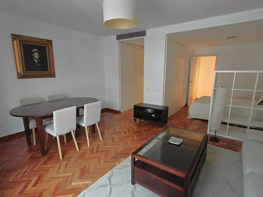 Immagine 7 di Appartamento in affitto  in Calle de Recoletos a Madrid