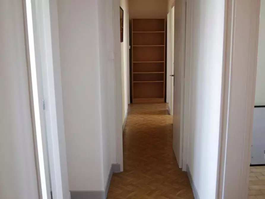 Immagine 10 di Camera in affitto  in Avenue des Minimes a Toulouse