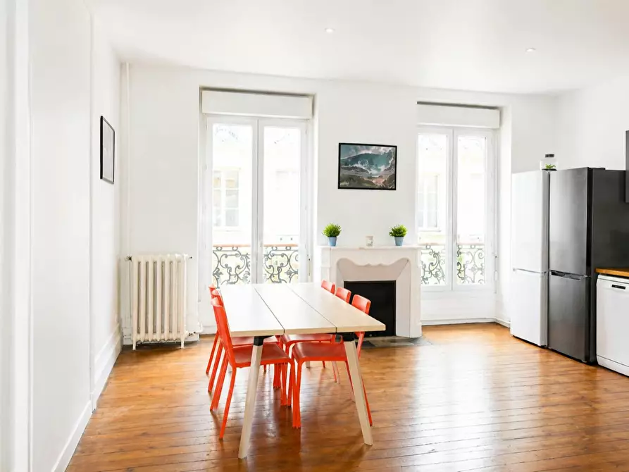 Immagine 4 di Camera in affitto  in Rue Vital-Carles a Bordeaux