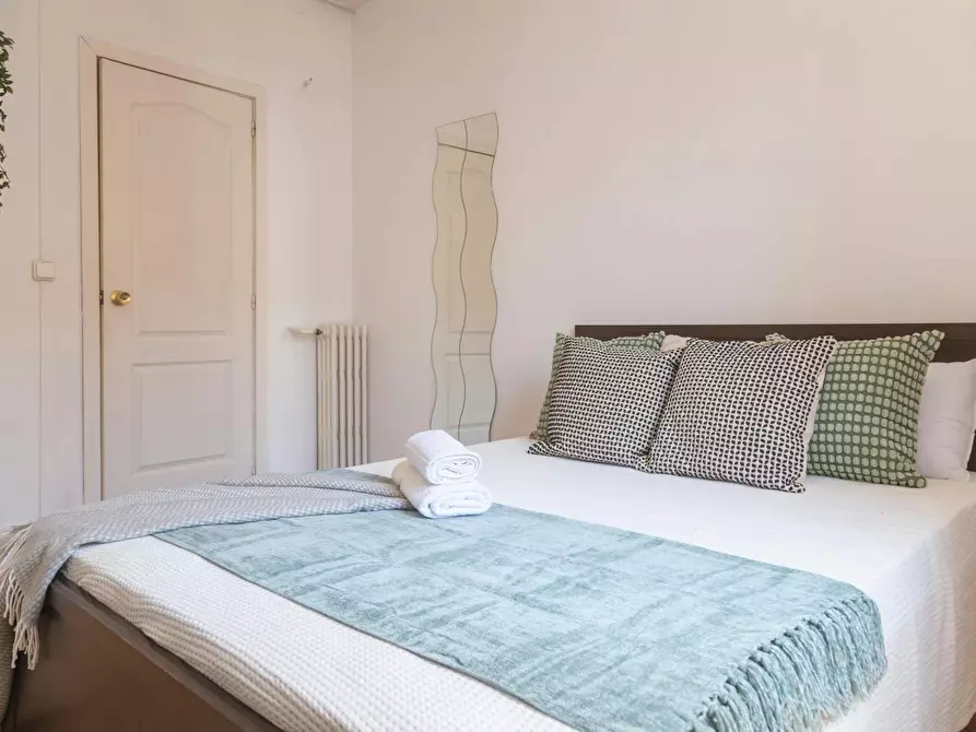 Immagine 3 di Camera in affitto  in Calle de Narváez a Madrid