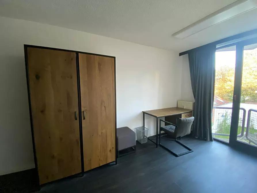 Immagine 10 di Camera in affitto  in Rue Berckmans a Saint-Gilles