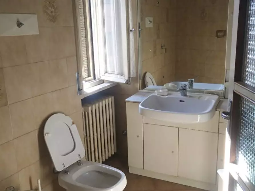 Immagine 4 di Camera in affitto  in Via La Primogenita a Piacenza