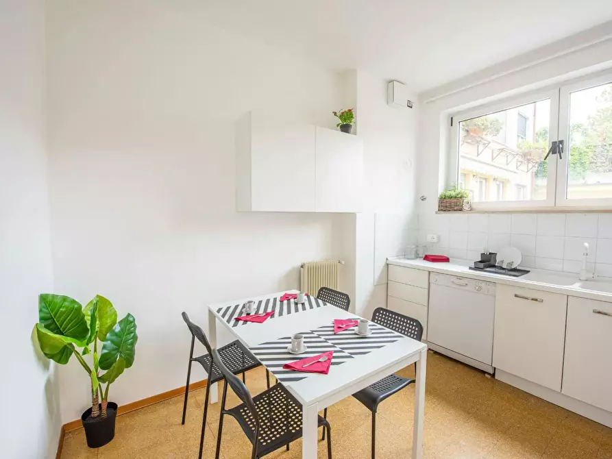 Immagine 4 di Camera in affitto  in Via Savorgnana a Udine