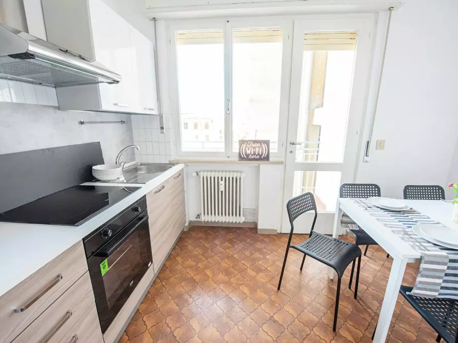 Immagine 5 di Camera in affitto  in Viale Volontari della Libertà a Udine