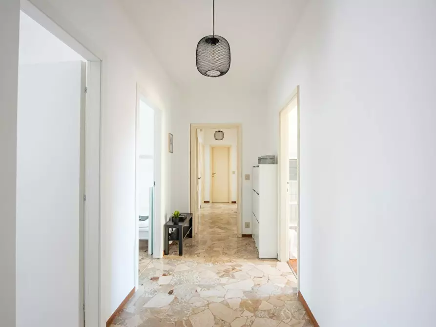 Immagine 8 di Camera in affitto  in Viale Volontari della Libertà a Udine