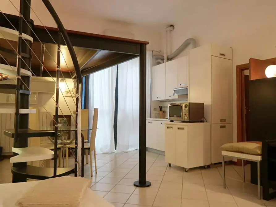 Immagine 2 di Appartamento in affitto  in Via Giulio e Corrado Venini a Milano