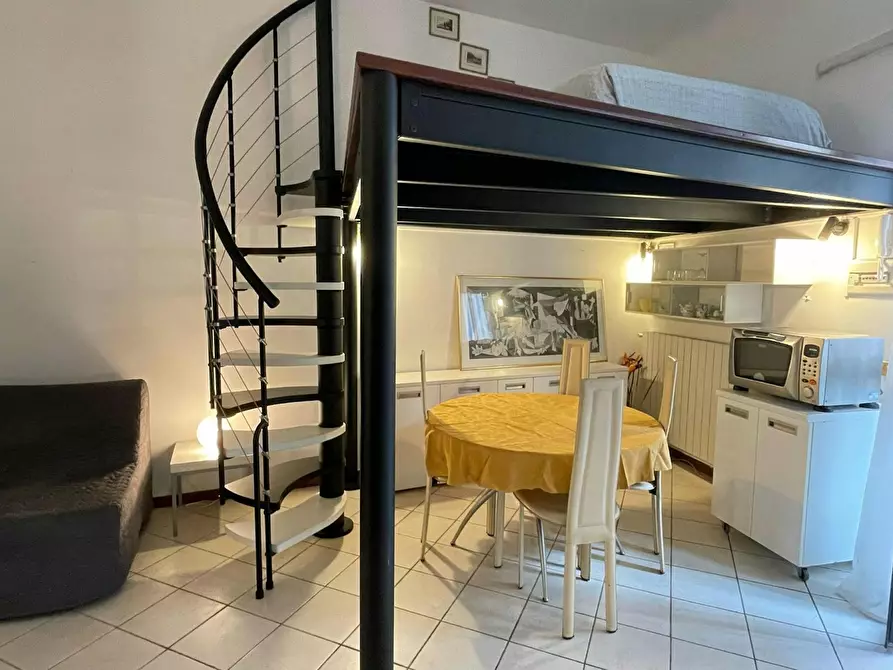 Immagine 2 di Appartamento in affitto  in Via Giulio e Corrado Venini a Milano