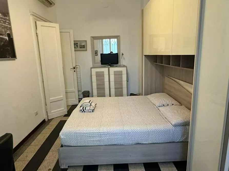 Immagine 4 di Appartamento in affitto  in Via Cervignano a Milano