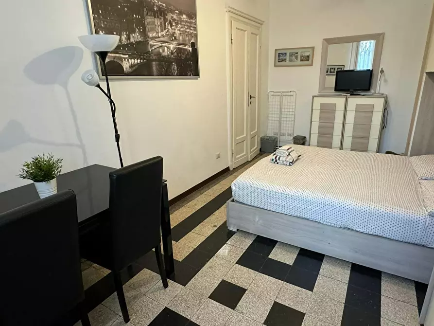 Immagine 5 di Appartamento in affitto  in Via Cervignano a Milano