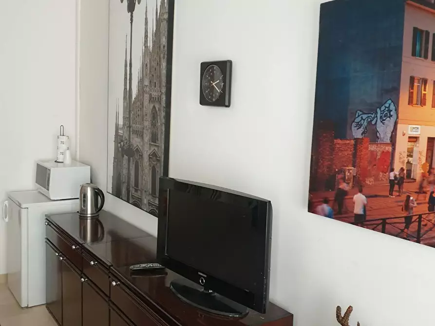 Immagine 9 di Appartamento in affitto  in Via dei Piatti a Milano