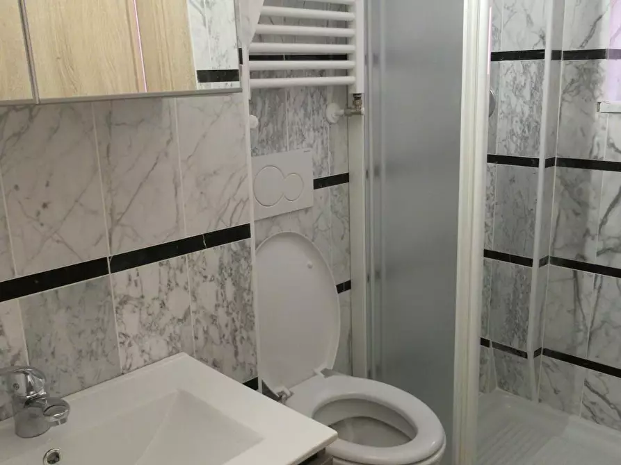 Immagine 8 di Camera condivisa in affitto  in Via dei Serragli a Firenze