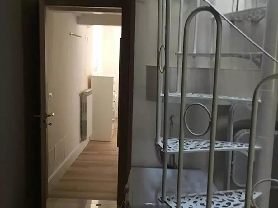Immagine 6 di Camera in affitto  in Via dei Serragli a Firenze
