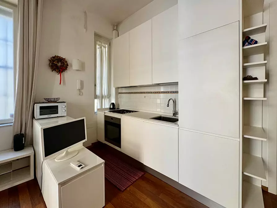 Immagine 4 di Appartamento in affitto  in Via Giambellino a Milano