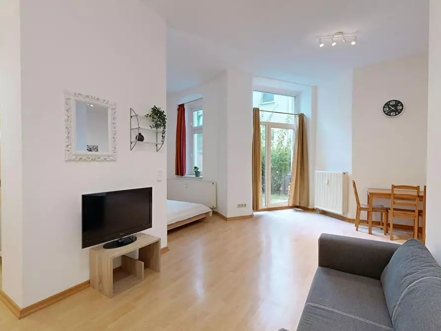 Immagine 1 di Appartamento in affitto  in Kochhannstraße a Berlin Friedrichshain