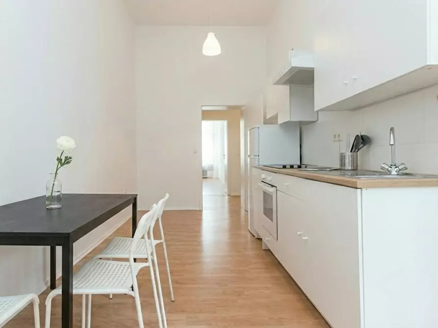 Immagine 10 di Camera in affitto  in Mehringdamm a Berlin Kreuzberg
