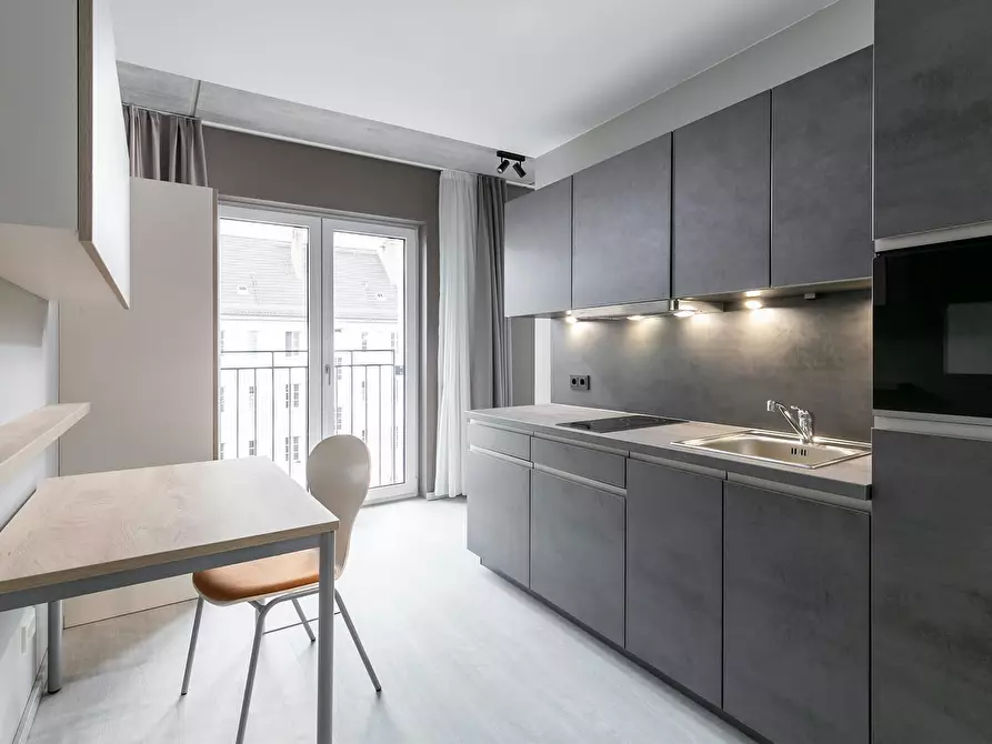 Immagine 10 di Appartamento in affitto  in Mühlenstraße a Berlin