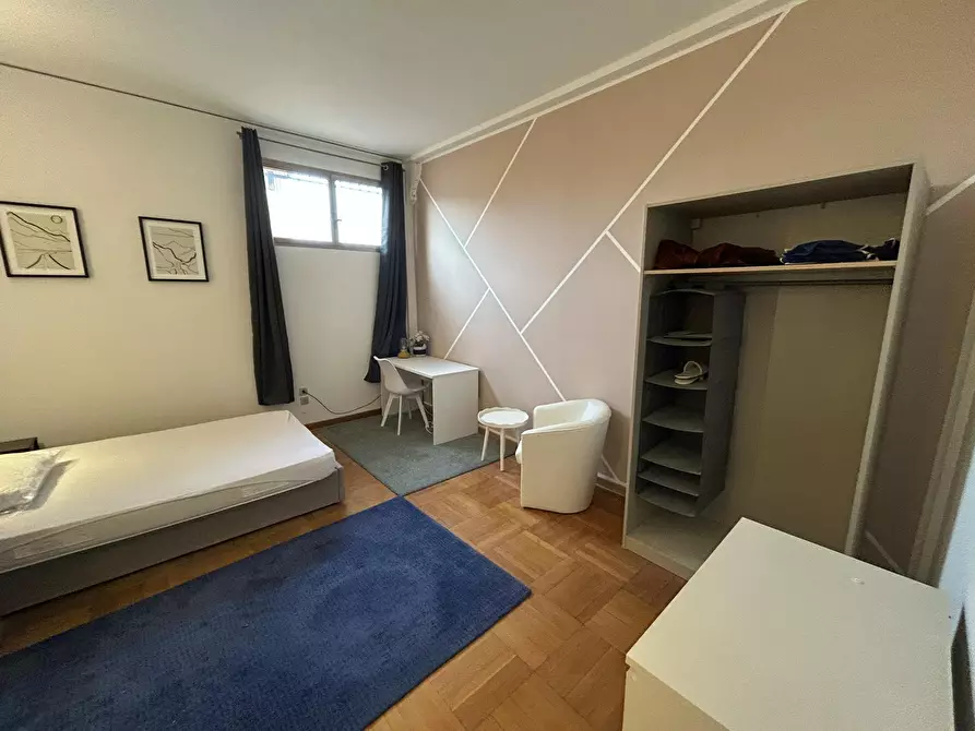 Immagine 10 di Camera in affitto  in Via San Tomaso a Padova