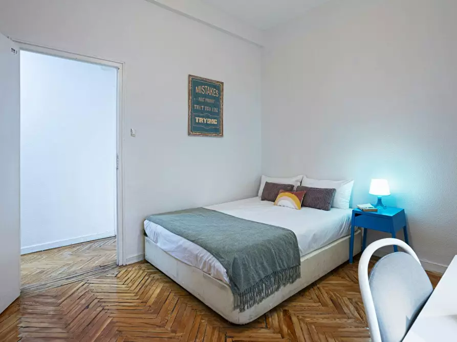 Immagine 1 di Camera in affitto  in Calle de Alcalá a Madrid
