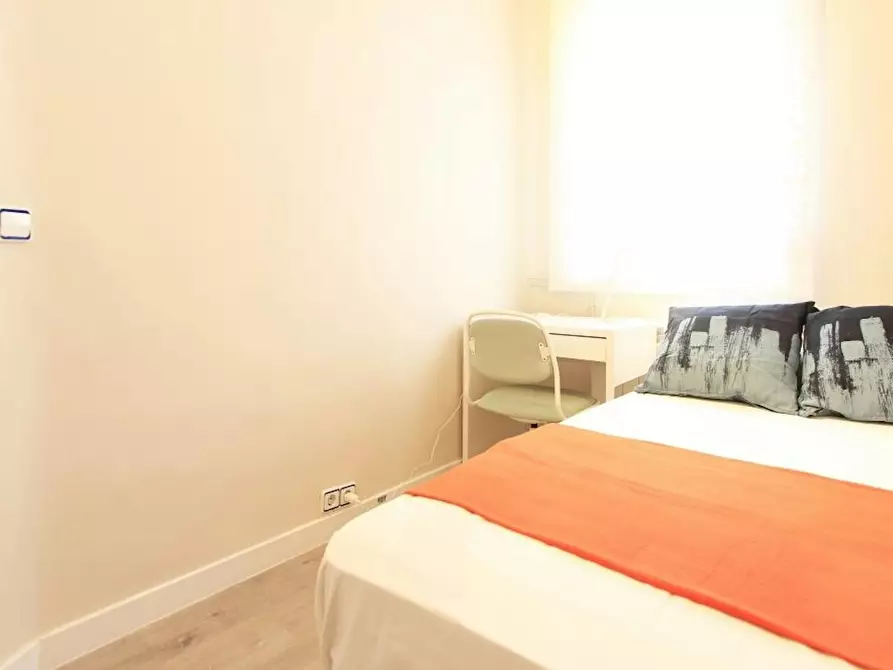 Immagine 4 di Camera in affitto  in Calle de Áncora a Madrid