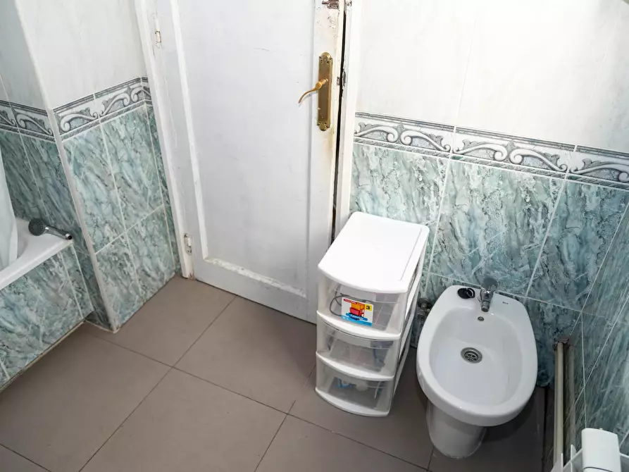 Immagine 9 di Camera in affitto  in Calle de Áncora a Madrid