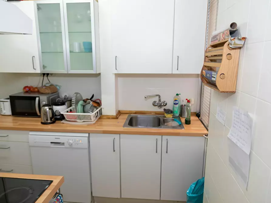 Immagine 7 di Camera in affitto  in Avenida de Bruselas a Madrid