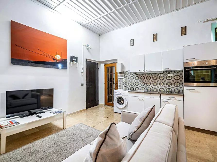 Immagine 10 di Appartamento in affitto  in Via Gaspare Luigi Spontini a Firenze